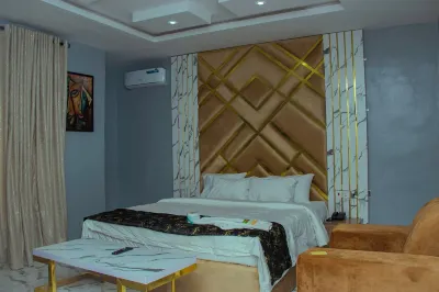 Glossy Luxury Hotel Hôtels à : 