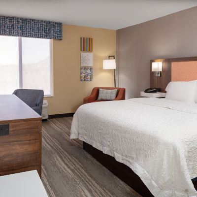 1 King Study Room With Chair-Non-Smoking Hampton Inn Castle Rock Promo Code
