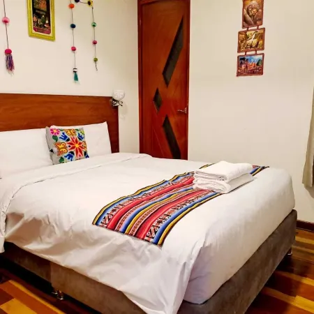 RESIDENCIAL CRISTINA Отели в г. Куско