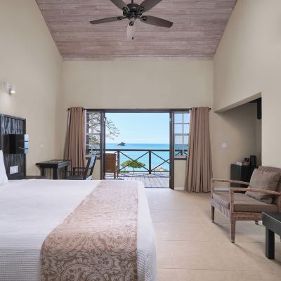 Superior King Room with Sea View Hawksbill by Rex Resorts - All Inclusive Promo Code