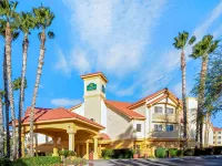 La Quinta Inn & Suites by Wyndham Tucson Airport Hotel di Tucson