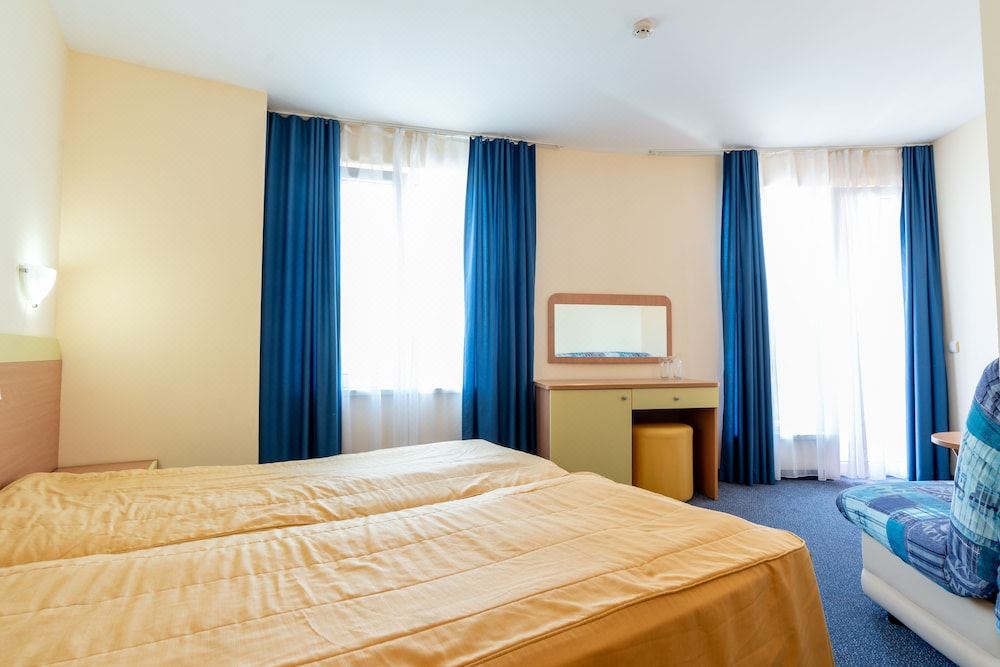 Family Hotel Sunday - Kiten