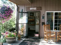 Chalet Inn