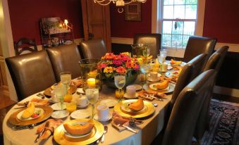 Shaker Farm Bed and Breakfast - Housity