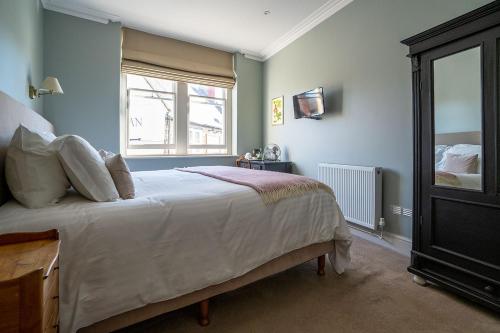 特大床双人或双床房