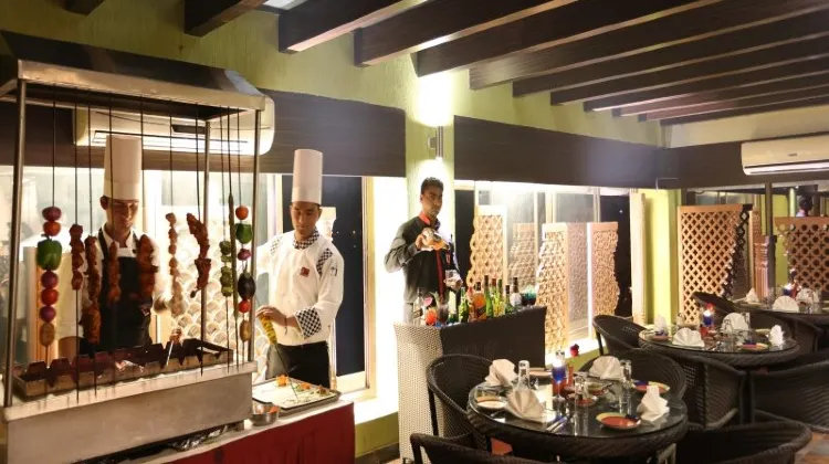 Lemon Tree Hotel Alwar Dining/Restaurant