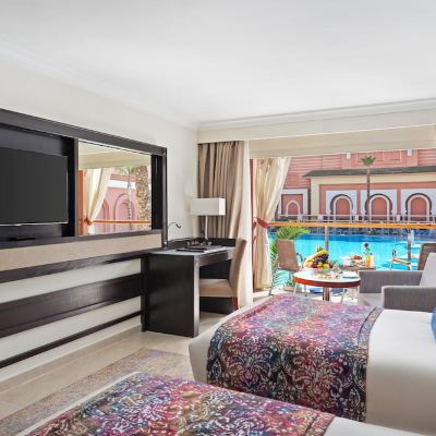 Prestige King Room with Pool View Non Smoking