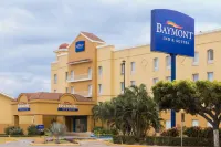 Baymont by Wyndham Lazaro Cardenas 酒店