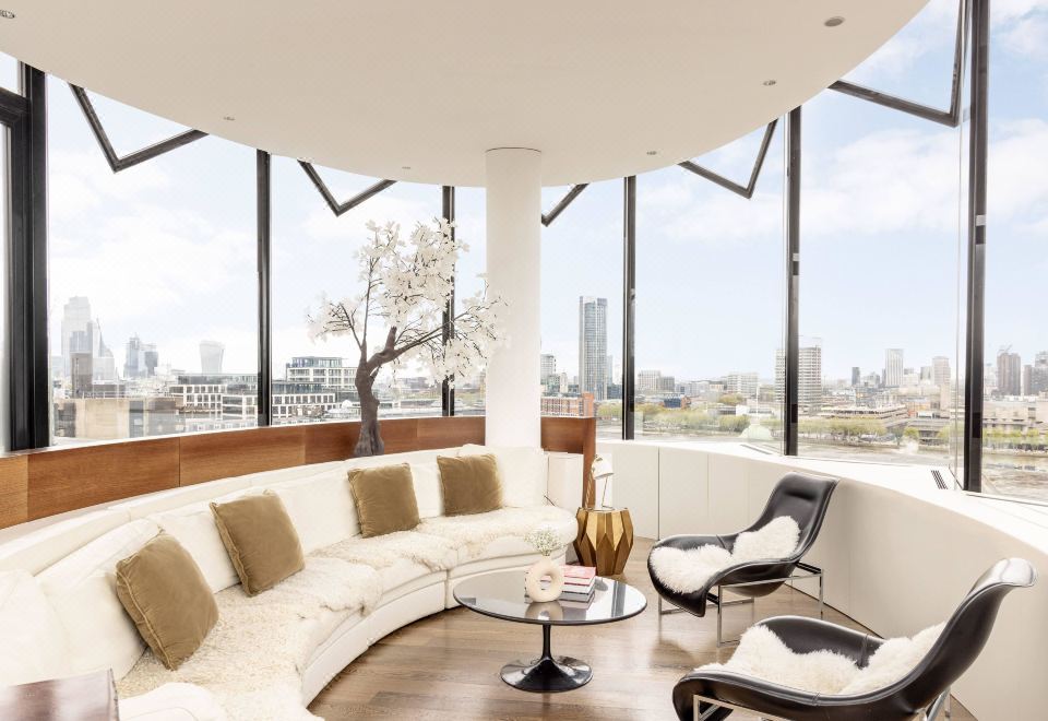 至尊ME+套房复式顶楼公寓