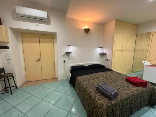 'a Casa Toja (Neapolitan Holiday Home) Studio with Balcony