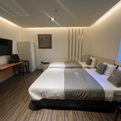 Deluxe Twin Room Hotel Bentley Promo Code