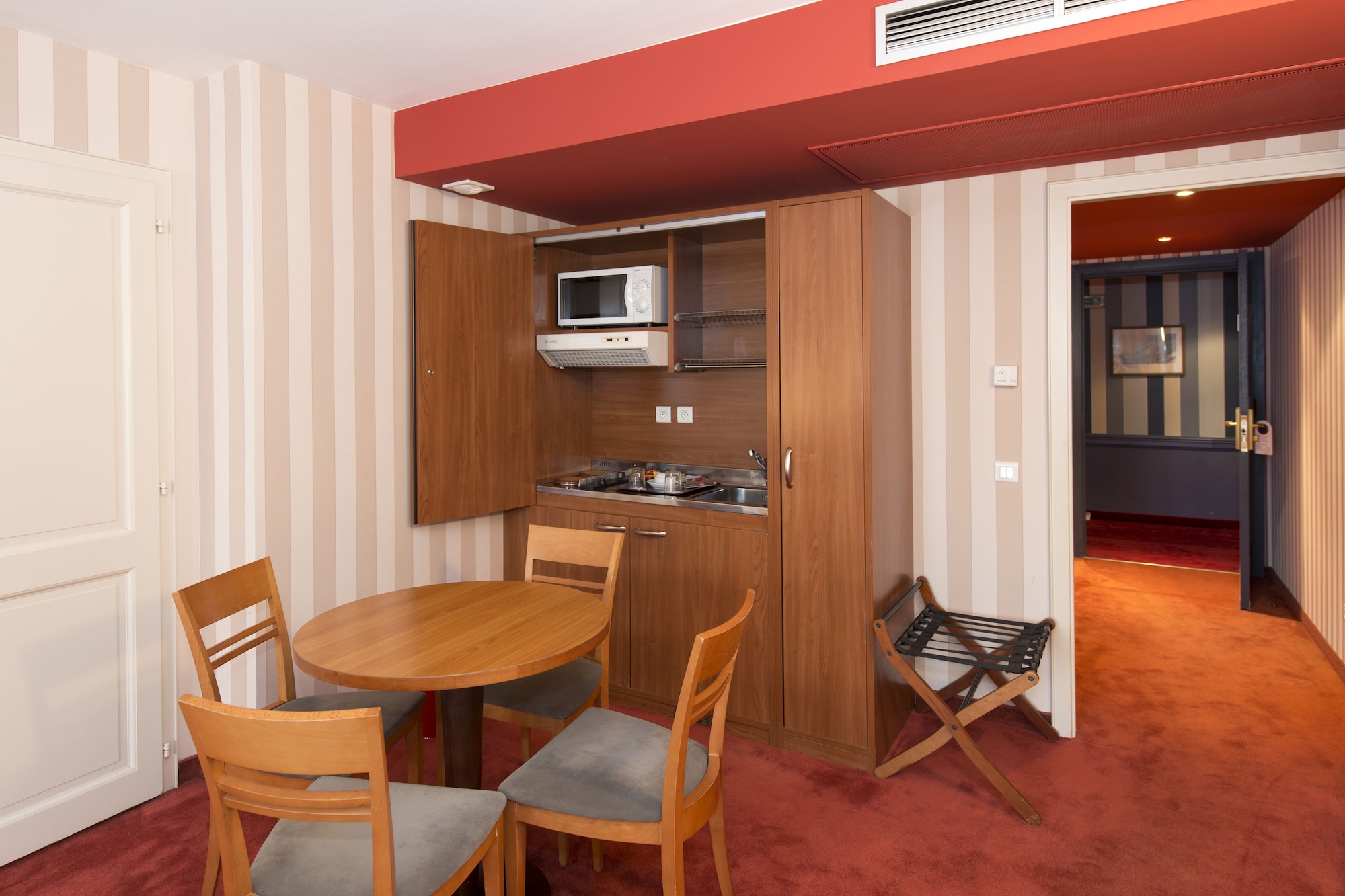 豪华双人或双床房（带阳台）