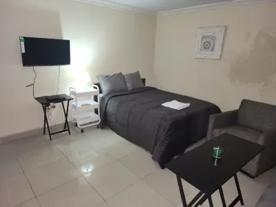 Mike's Flat Hotel Hotels in 