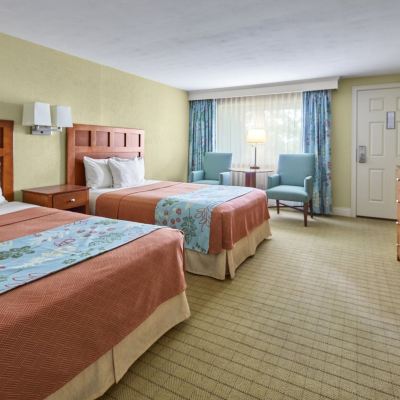 Deluxe Room, Double Beds(2) The Milestone Promo Code