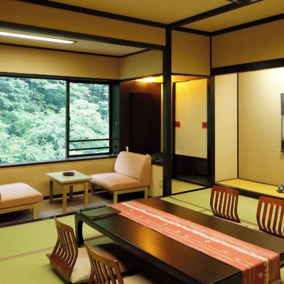 スタンダード ファミリールーム 湯西川温泉　彩り湯かしき　花と華 クーポン