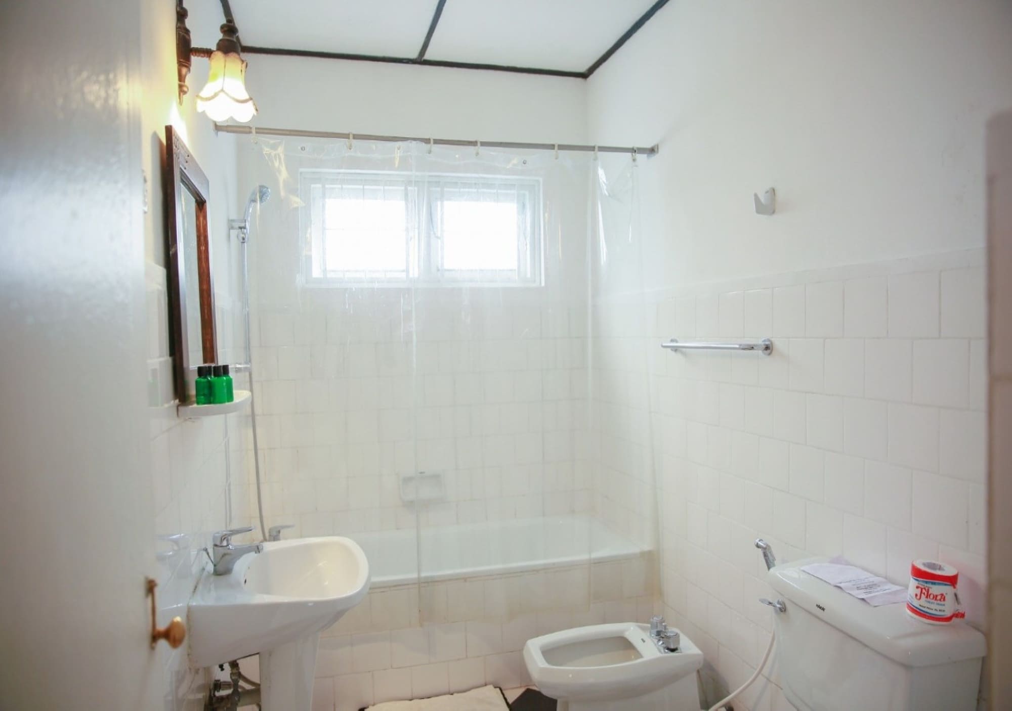 标准双床房， 1 间卧室， 浴缸