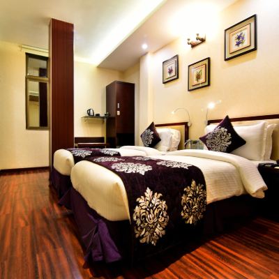 Platinum Twin Bedroom Hotel Kama International Promo Code