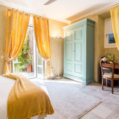 Classic Room with Garden View White Lilac Promo Code