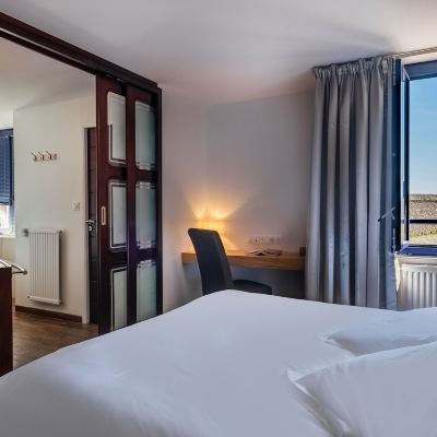 Double or Twin Room Hostellerie Pointe St-Mathieu,The Originals Relais Promo Code