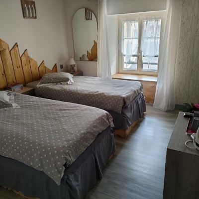 Classic Twin Room Hôtel Les Remparts Promo Code