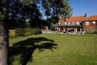 Knights Hill Hotel & Spa Hotels in 