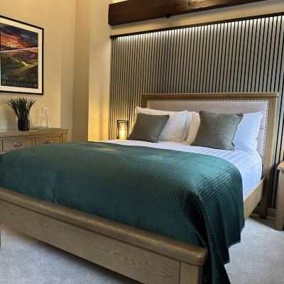 Signature Double Room, Ensuite, River View (1657 Collection ) White Lion Promo Code