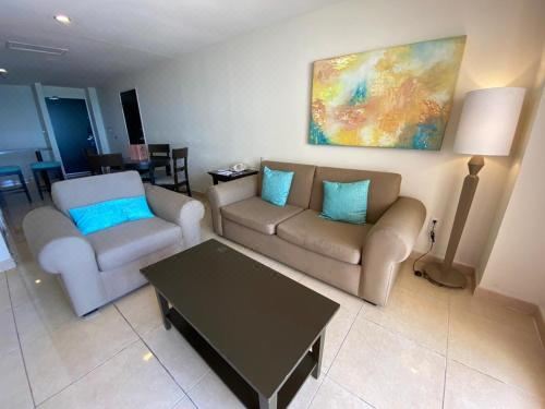 大床套房 - 海景