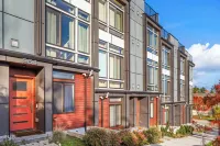 Lake View Townhouse Hotele w: 
