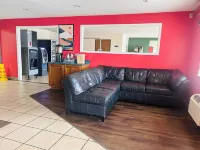 Super 8 by Wyndham Kennett Hotels in Dunklin County