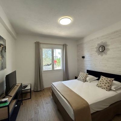 Double Room L'Aiglon Bylitis Promo Code