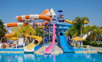 Hotel Splash Inn - Housity