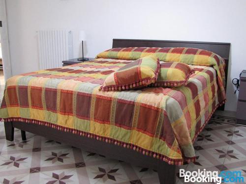 带露台一室公寓