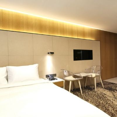 Standard Double → Deluxe Double (Exclusive Special Price, Korail Talk Exclusive) Hotel TT Promo Code