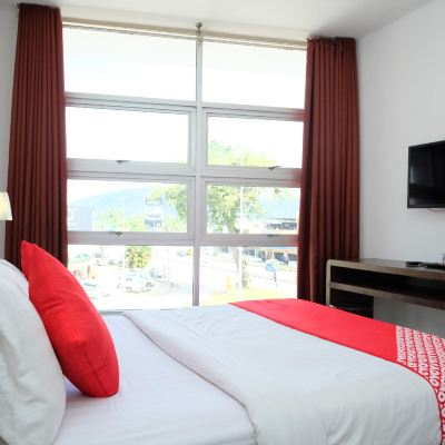 bilik standard dengan katil double - tidak merokok Kupon OYO 619 Grand City Hotel 2