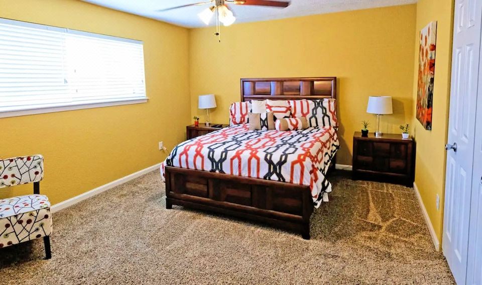4Bdrms 2Bath 6Beds - Med-Center MM-Park