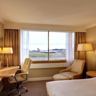 跑道景高級大床房 禁煙 倫敦希思羅機場萬麗酒店優惠