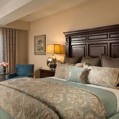 Deluxe King Room Ada 16 Bay View Promo Code