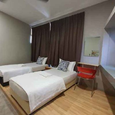 Bilik Twin Ekonomi, 2 Katil Twin Kupon Welton R8 at Jalan Burma Georgetown