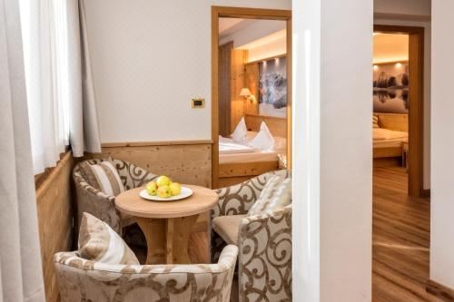 2间连通高级双人间