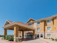 Days Inn & Suites by Wyndham Cleburne TX
