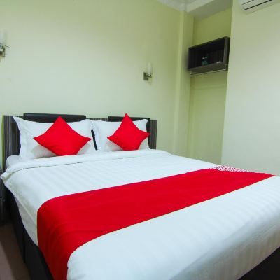 Bilik Double Standard Kupon OYO 43915 T P Hotel