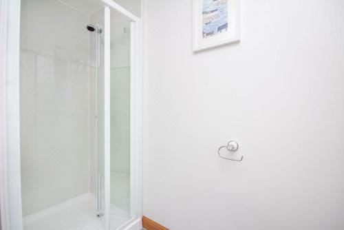 Innes Street Apartments One-Bedroom Apartment