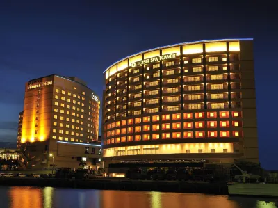 Loisir Spa Tower Naha Hôtels à : 