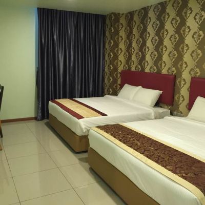 Suite Keluarga Kupon Prince 33 Hotel