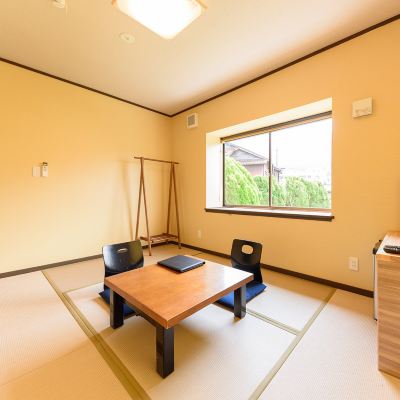 Annex Sai: 6Tatami JapaneseStyle Room With Shared Toilet [Non-Smoking]