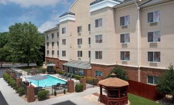 Fairfield Inn & Suites Roanoke Hollins/I-81