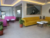 The Palm Residency- Ariyanur Hotele w: Salem