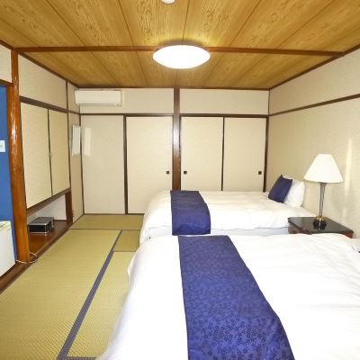 One-Bedroom Deluxe Room