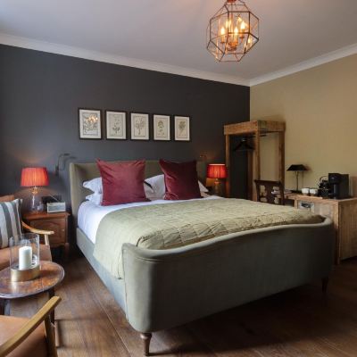Double Room-Superking-Ensuite The Leicester Arms Promo Code