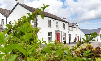 Willow House Bed & Breakfast and Orchard Studios Self Catering - Housity